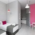 Stories Hub Hotel apartamentowy 4*