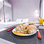 Hotel apartamentowy Stories Hub 4*