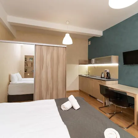 Stories Hub Aparthotel