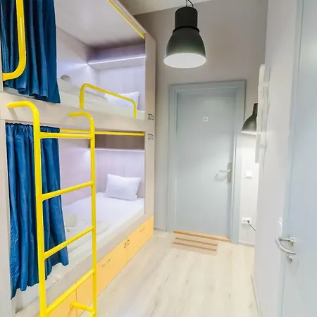 Stories Hub Aparthotel 3*