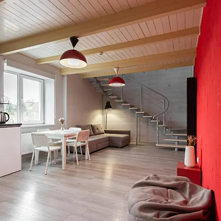 Stories Hub Aparthotel 3*