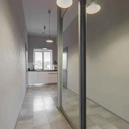 Stories Hub Aparthotel Lvov