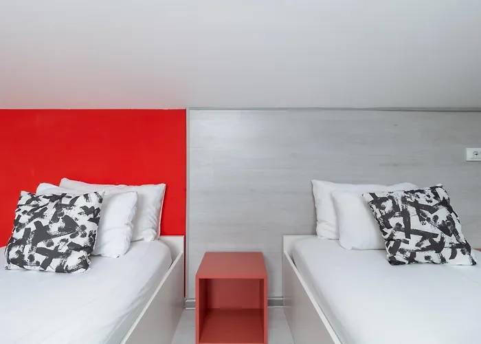 Stories Hub Aparthotel Lviv