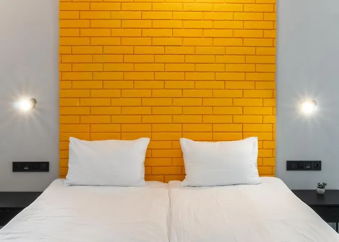 Aparthotel Stories Hub 3*