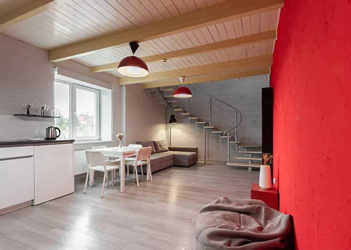 Stories Hub Aparthotel 3*