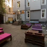 Stories Hub Апарт-готель 4*