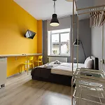 Stories Hub
