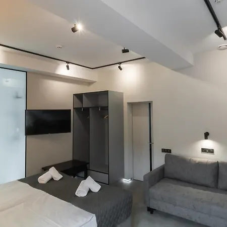 Stories Hub Aparthotel Lviv