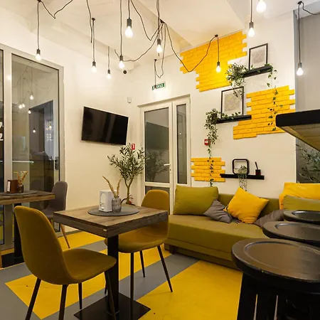 Aparthotel Stories Hub