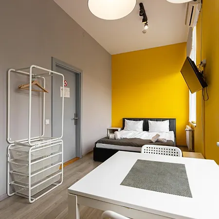 Stories Hub Aparthotel