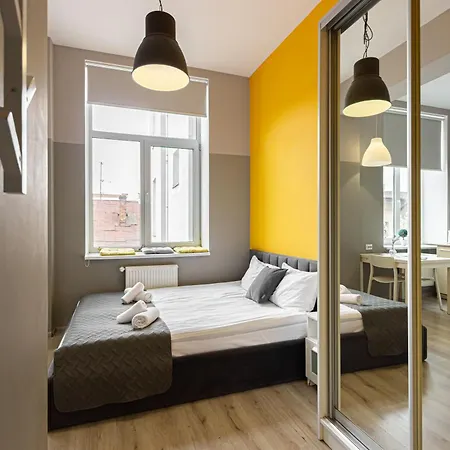 Stories Hub Aparthotel 3*