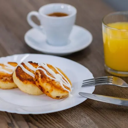 Stories Hub 3* לבוב