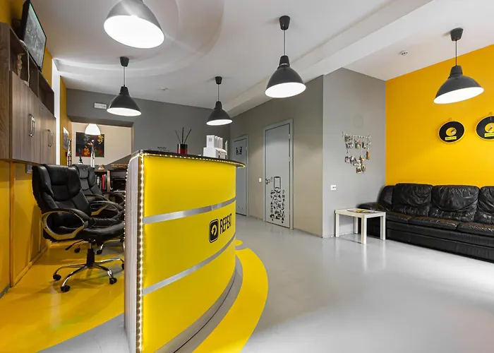 Apartahotel Stories Hub 3*